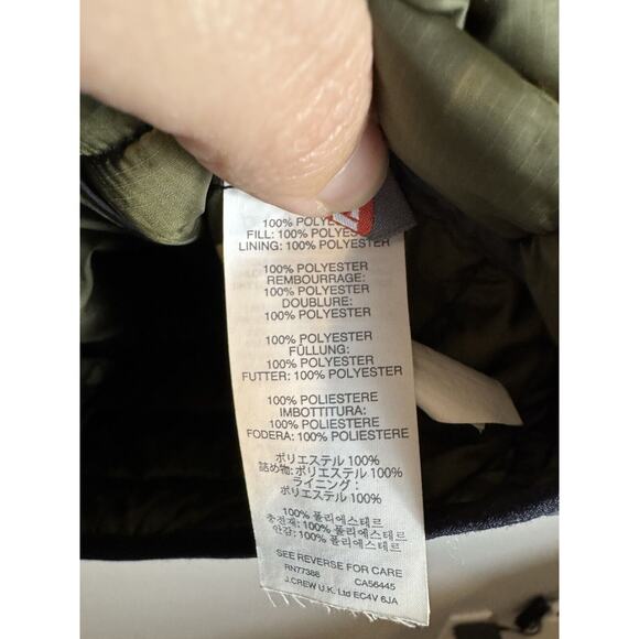 J.Crew Quilted Vest Black Mens Large Black Polartec Insulated Zip Outerwear - Picture 7 of 7